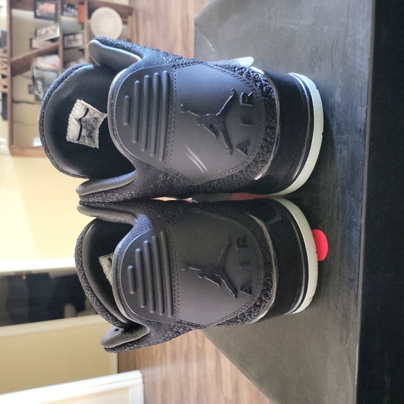 Jordan 3 "Flyknit" - Picture 3 of 5